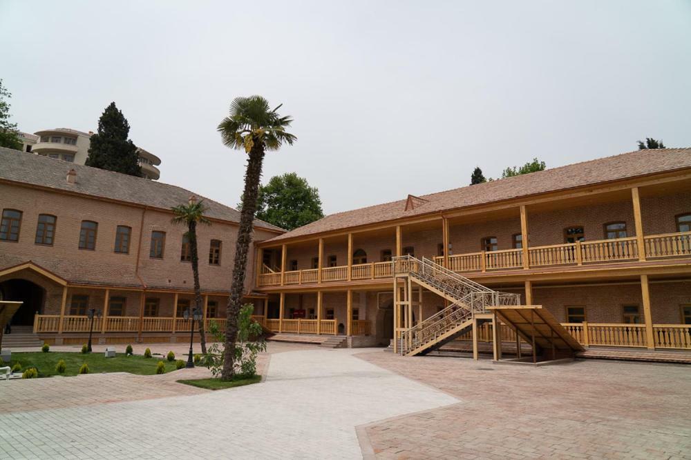 Khurma Hostel 간자 외부 사진